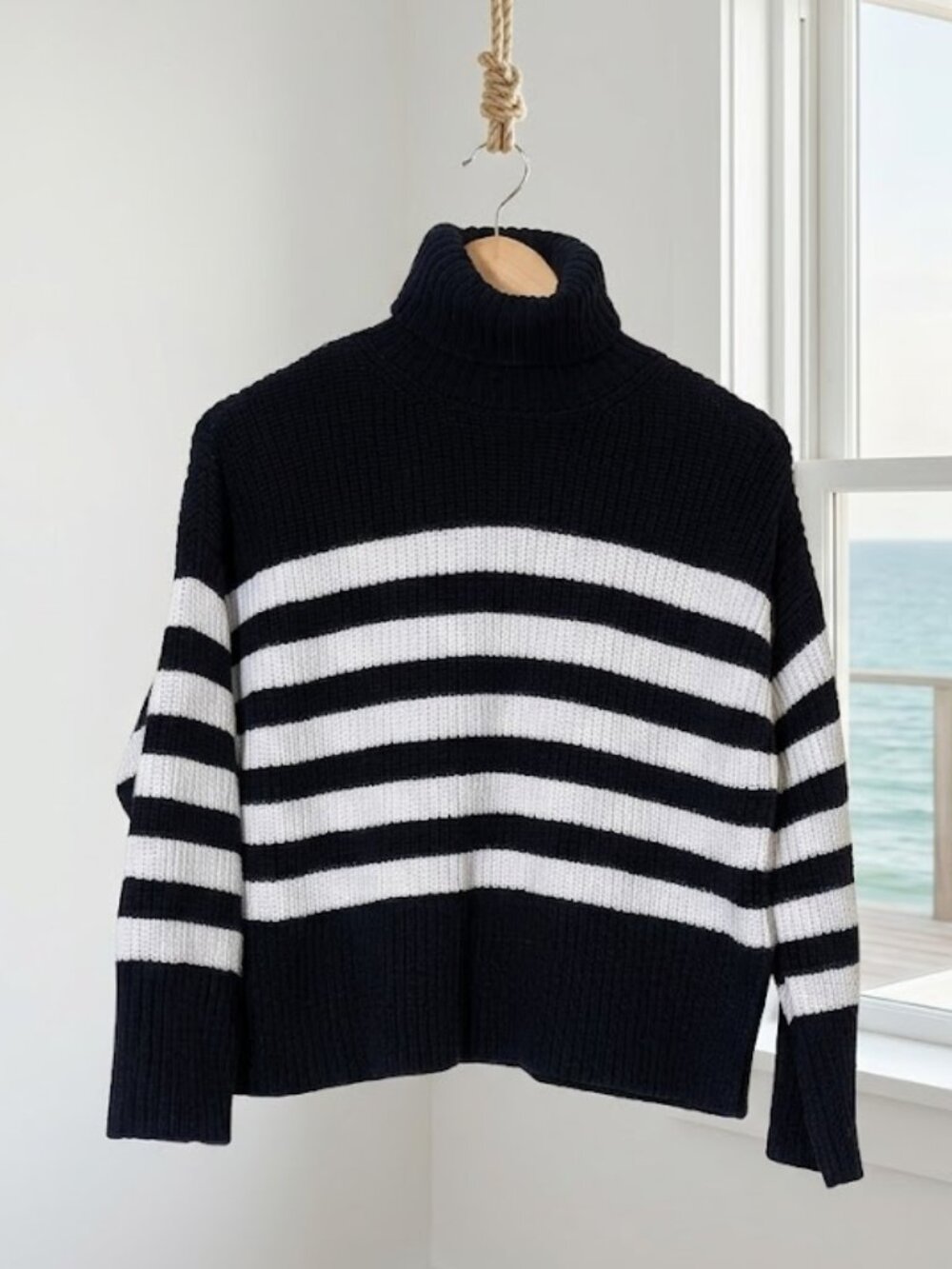 Quince Organic Cotton Blue White Stripe Turtleneck size S